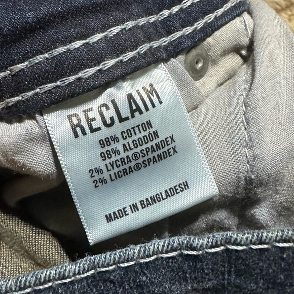 New Men’s Reclaim Regular Straight Stretch Jean from Buckle. Size 28R. - Picture 4 of 4